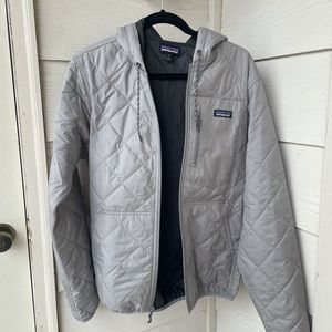 Patagonia Men’s Diamond Quilted Bomber Hoodie